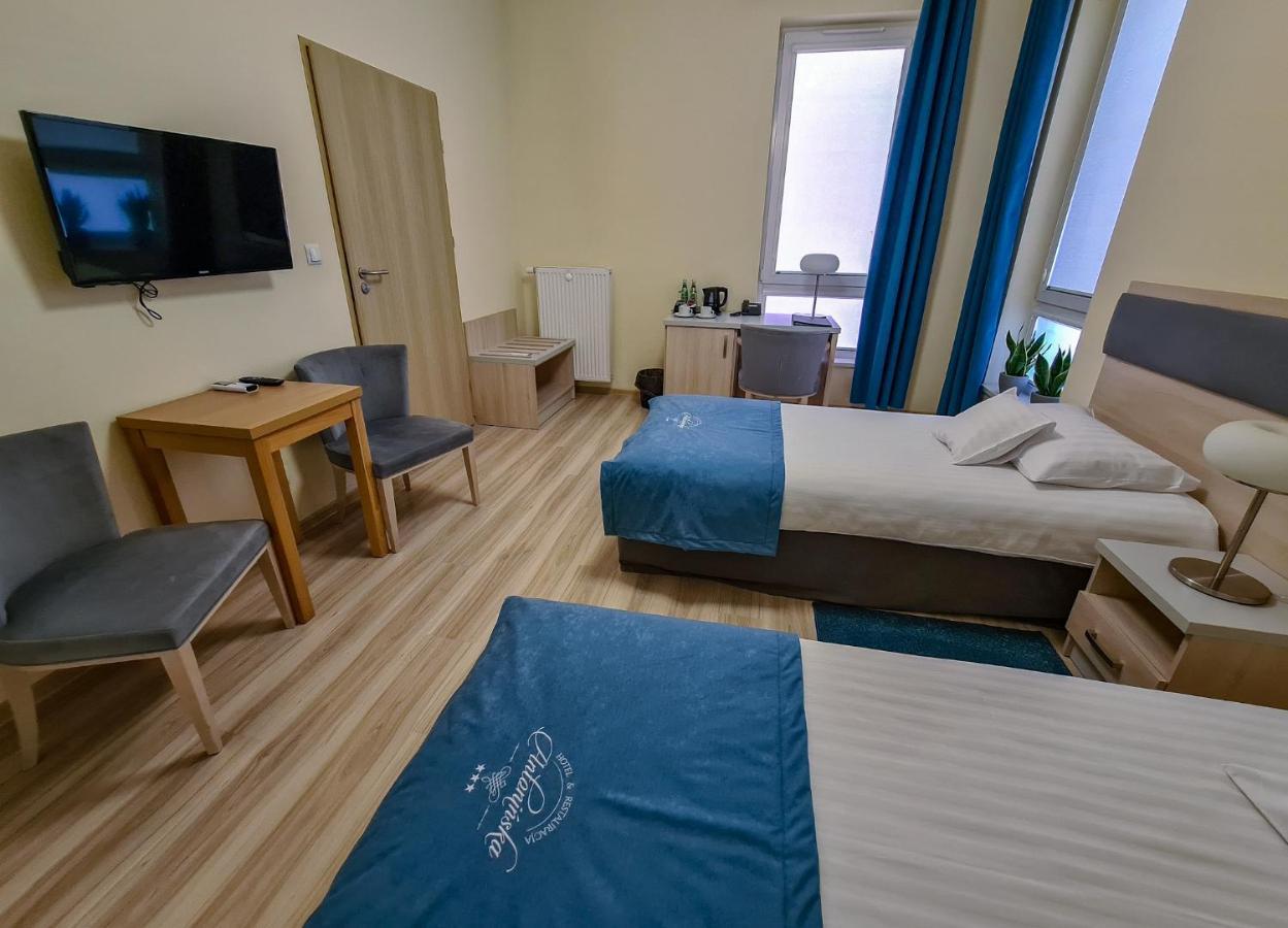 Antoninska Hotel & Apartamenty Лешно Екстер'єр фото