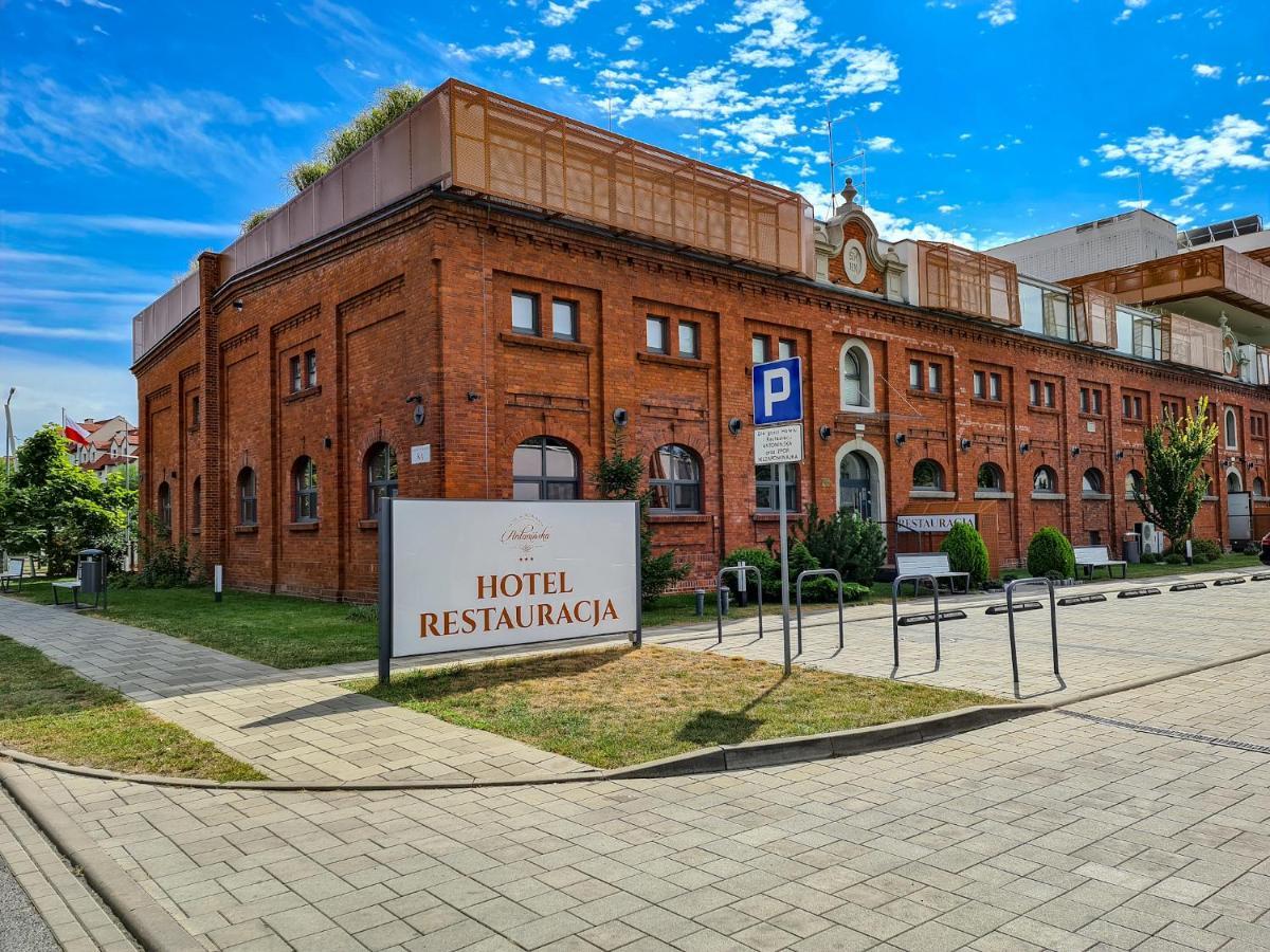 Antoninska Hotel & Apartamenty Лешно Екстер'єр фото