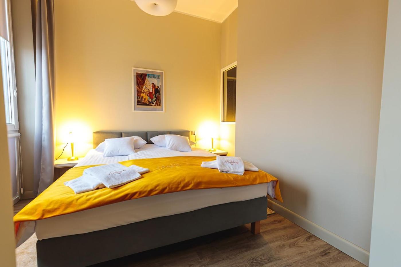 Antoninska Hotel & Apartamenty Лешно Екстер'єр фото
